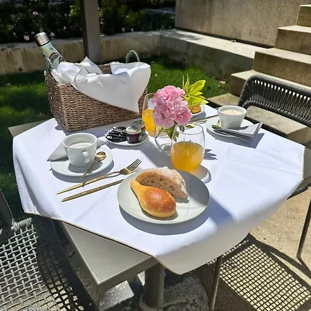 Guestready - Dpv Casa de hóspedes Porto